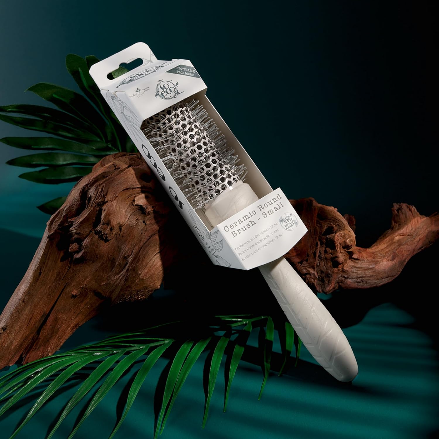 so eco small 32 mm thermo ceramic round brush hair styling, volumising & curling brush for short to medium hair. sustainable bioplastic handle & pins made from recycled plastics so eco small 32 mm thermo ceramic round brush hair styling, volumising & curling brush for short to medium hair. sustainable bioplastic handle & pins made from recycled plastics
